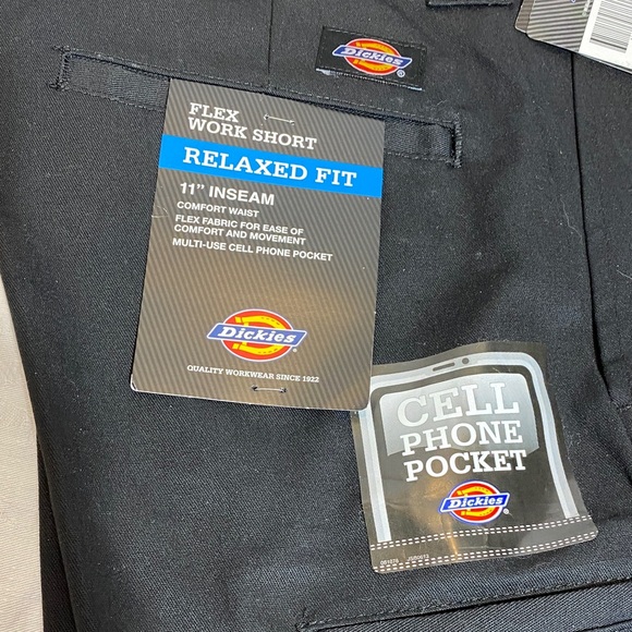 Dickies Men's Black Flex work shorts - Flat Front, Relax Fit, Waist Size 30” - Picture 2 of 7